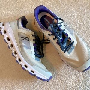 On cloud CloudVista Running shoes beige purple sz 8.5 women’s